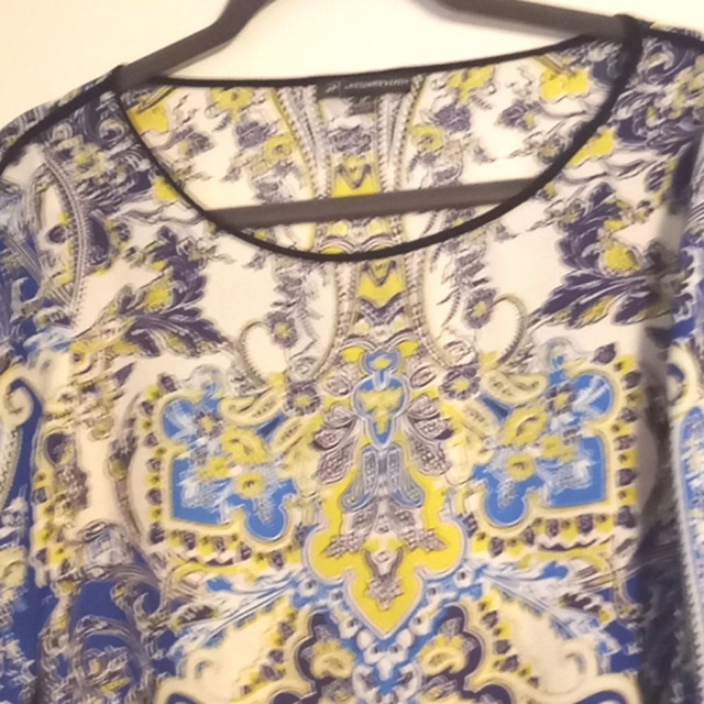 Adrianna Papell Women's Blouse Size M - Picture 3 of 3